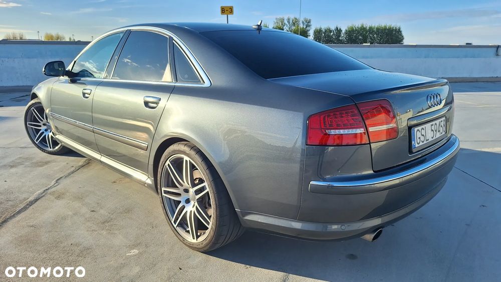 Audi A8 4.2 FSI Quattro - 19