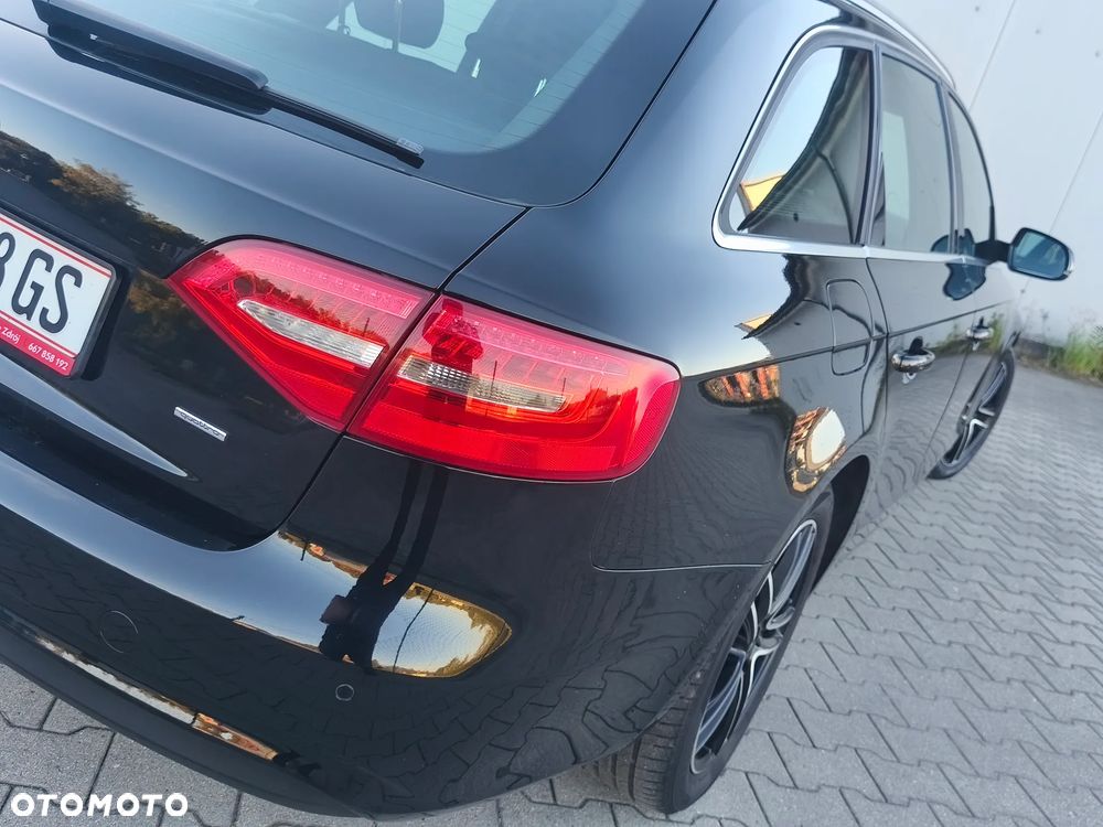 Audi A4 Avant 2.0 TDI Quattro S tronic - 17
