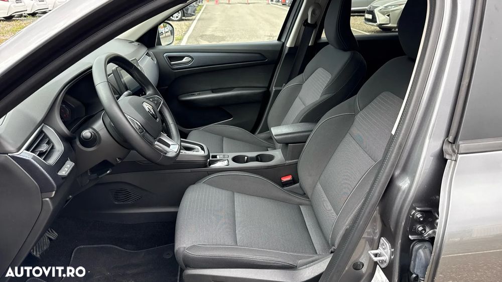 Renault Arkana E-TECH 145 Evolution - 10