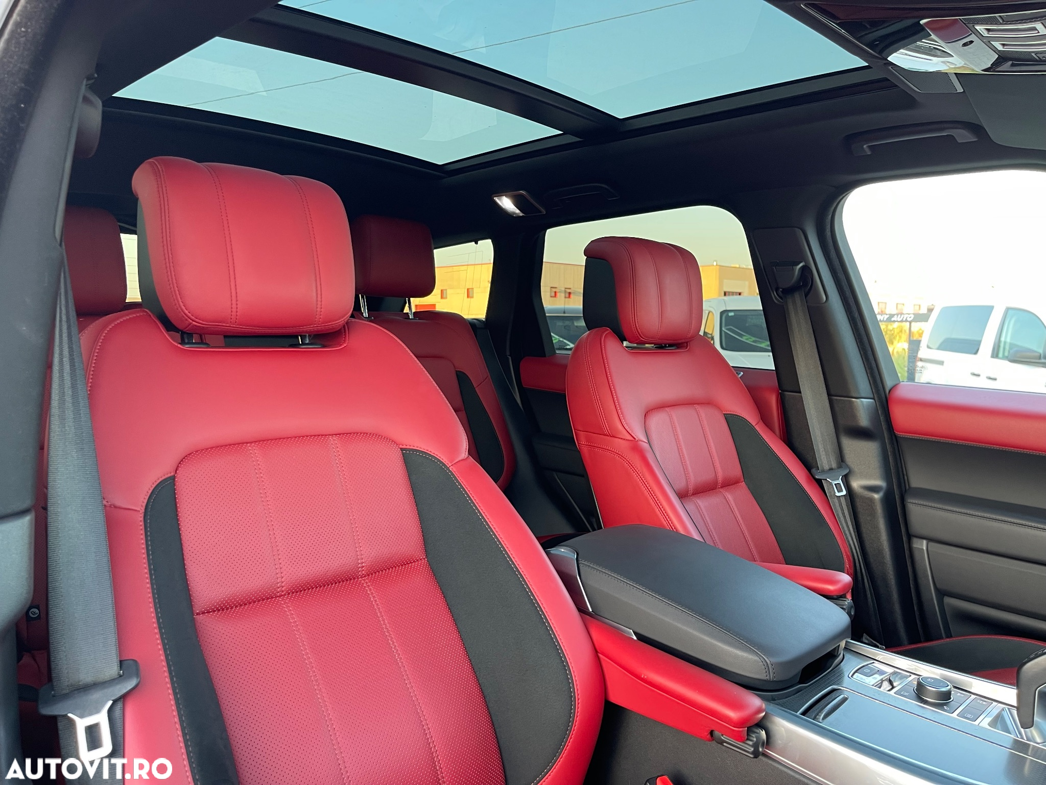 Land Rover Range Rover Sport 2.0 L PHEV HSE Dynamic - 17