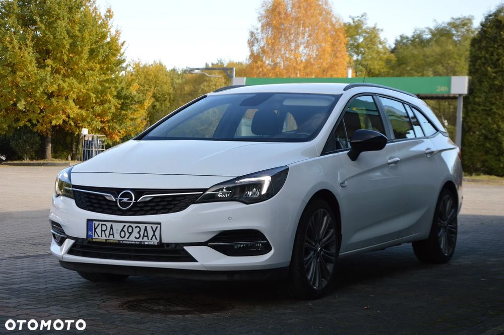 Opel Astra 1.2 Turbo Elegance - 1