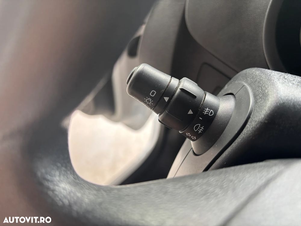 Renault Kangoo 1.5 Blue dCi 95 ZEN - 28