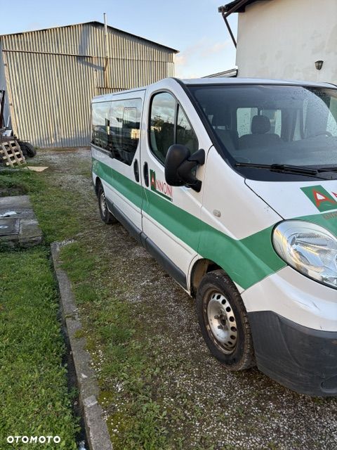 Renault Trafic Passenger - 5