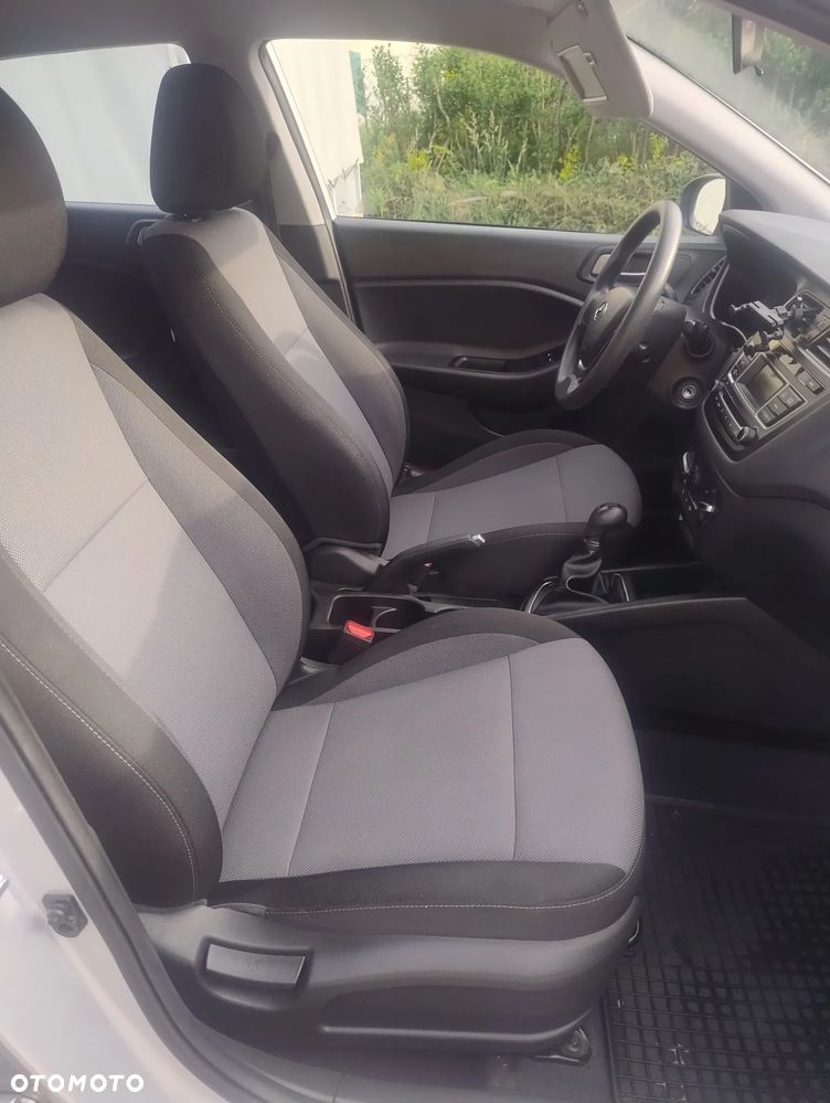 Hyundai i20 1.2 Classic - 9