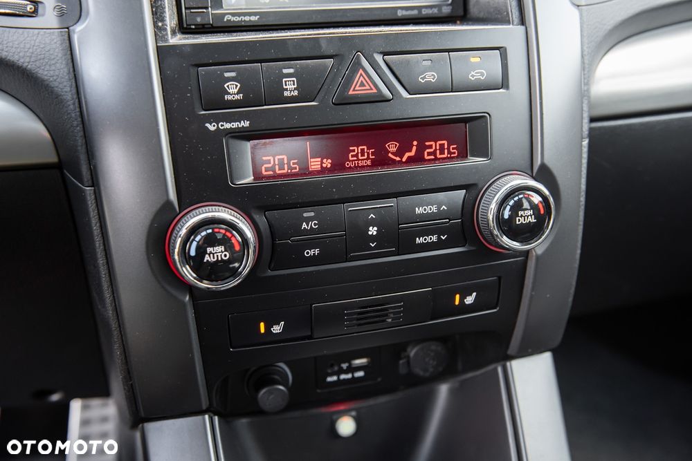 Kia Sorento 2.2 CRDi AWD Platinum Edition - 23