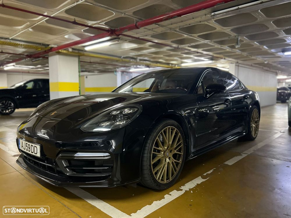 Porsche Panamera - 1