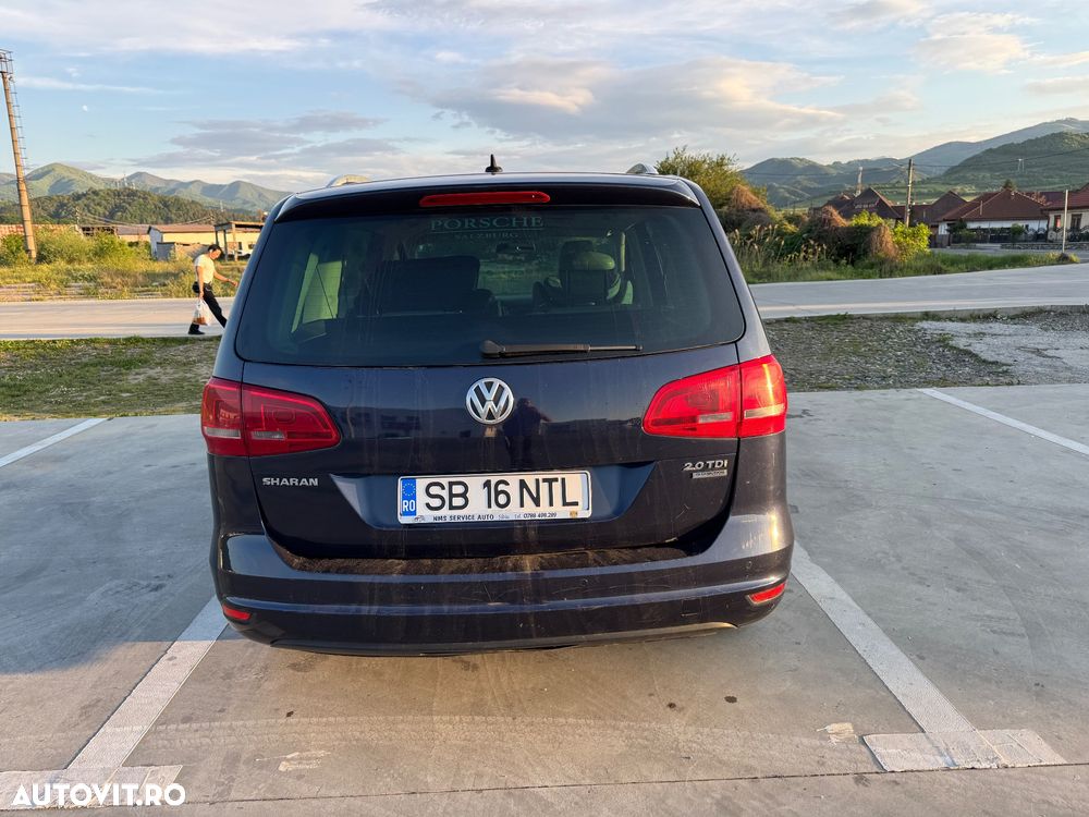 Volkswagen Sharan 2.0 TDI DSG Comfortline - 4