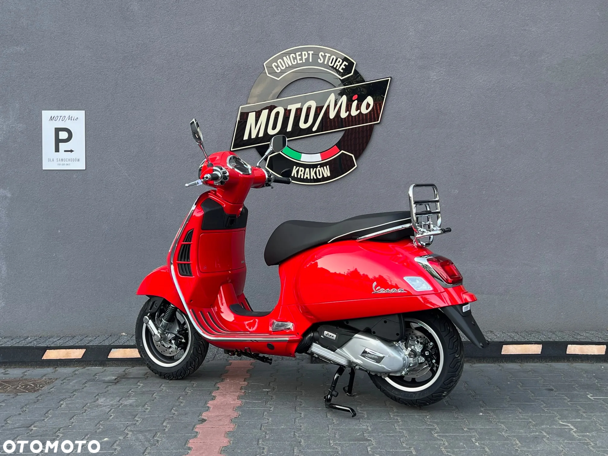 Vespa GTS - 9