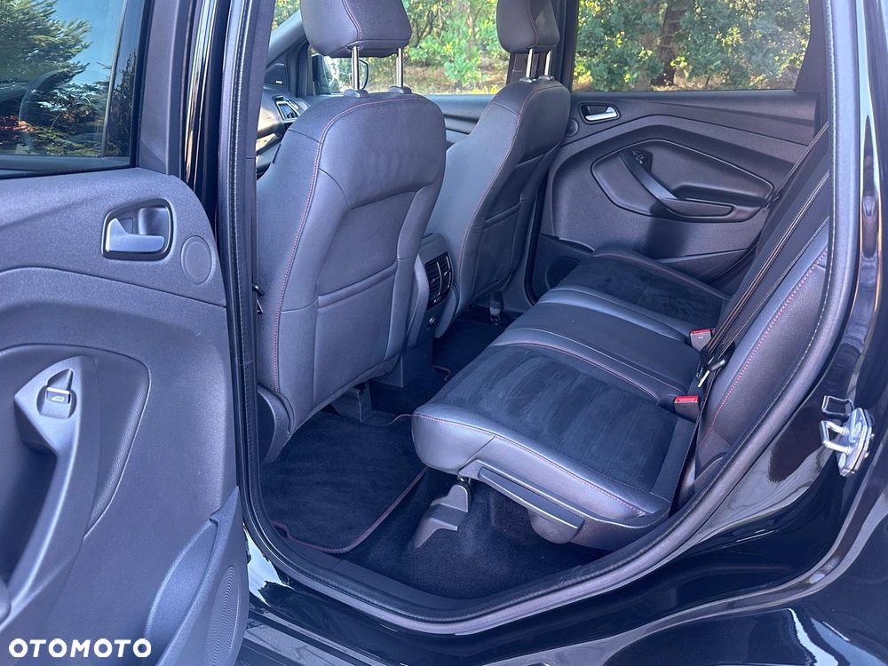 Ford Kuga 2.0 TDCi AWD ST-Line - 17