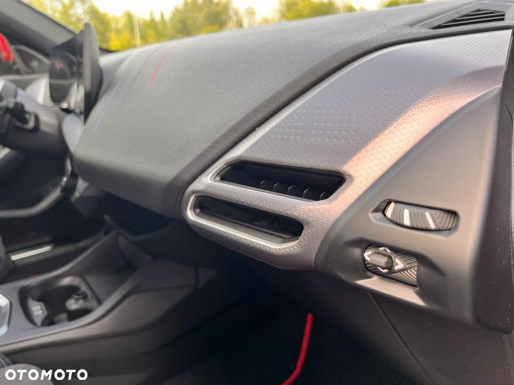 BMW Seria 1 - 30