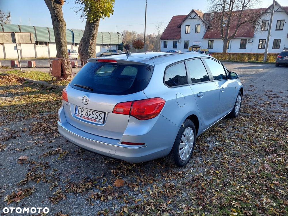 Opel Astra 1.4 Turbo ENERGY - 4