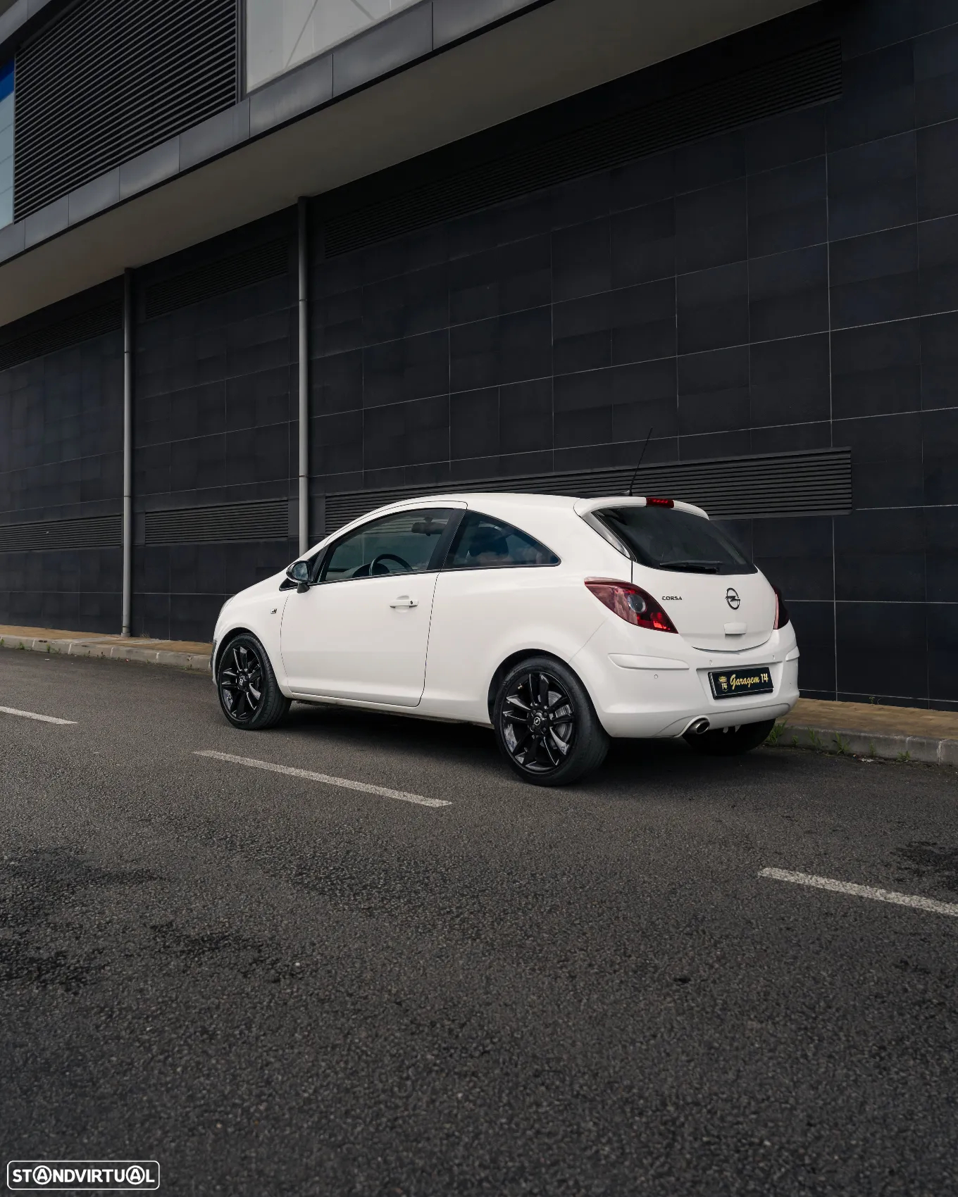Opel Corsa 1.4 Black Edition - 31