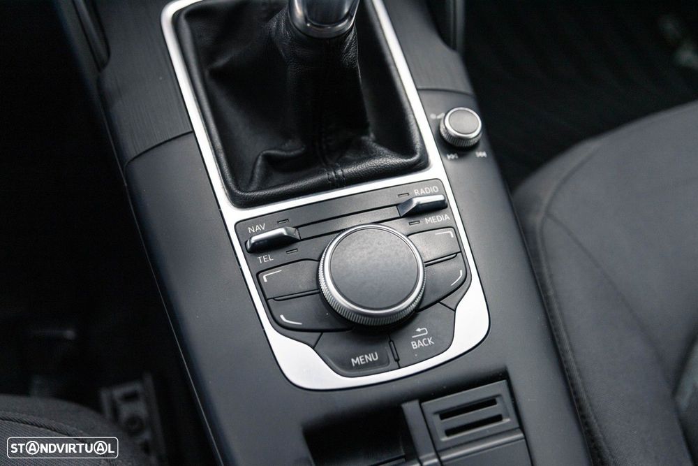 Audi A3 Limousine 1.6 TDI - 38