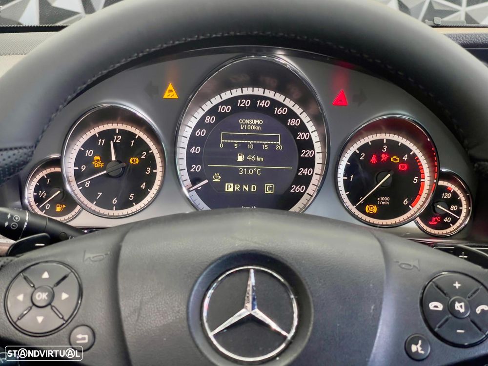 Mercedes-Benz E 250 CDI Avantgarde BlueEfficiency Auto. - 28