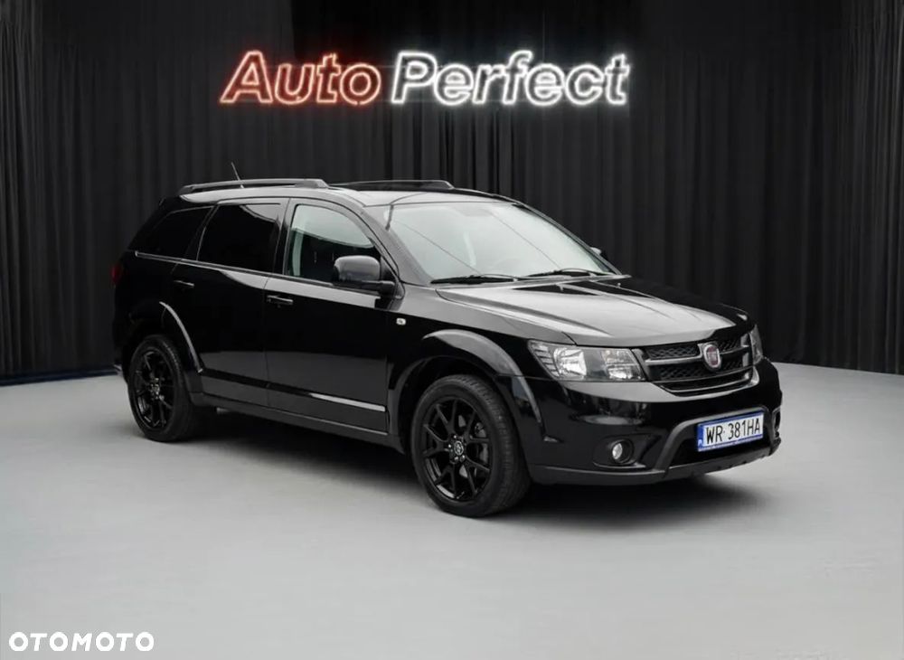 Fiat Freemont 2.0 Multijet Black Code AWD - 1