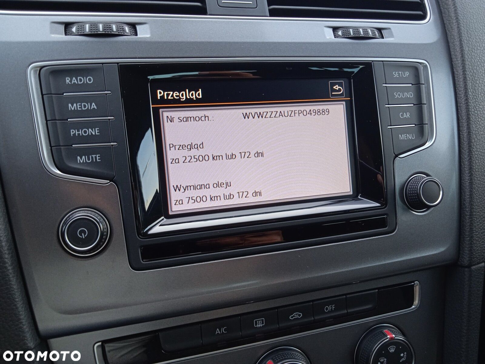 Volkswagen Golf VII 1.2 TSI BMT Trendline - 23