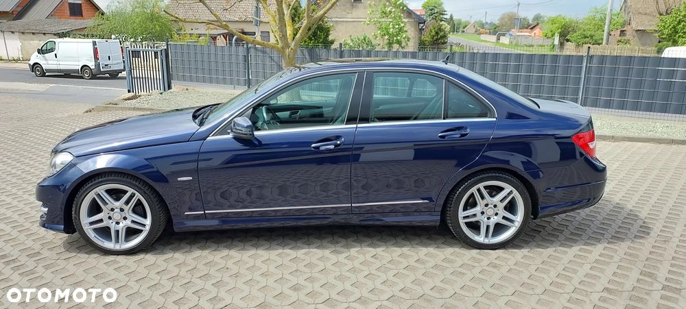 Mercedes-Benz Klasa C - 30