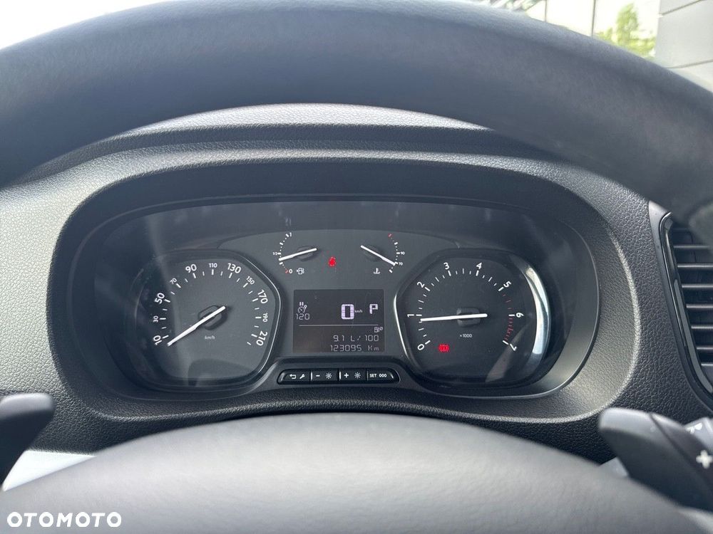 Toyota ProAce - 15