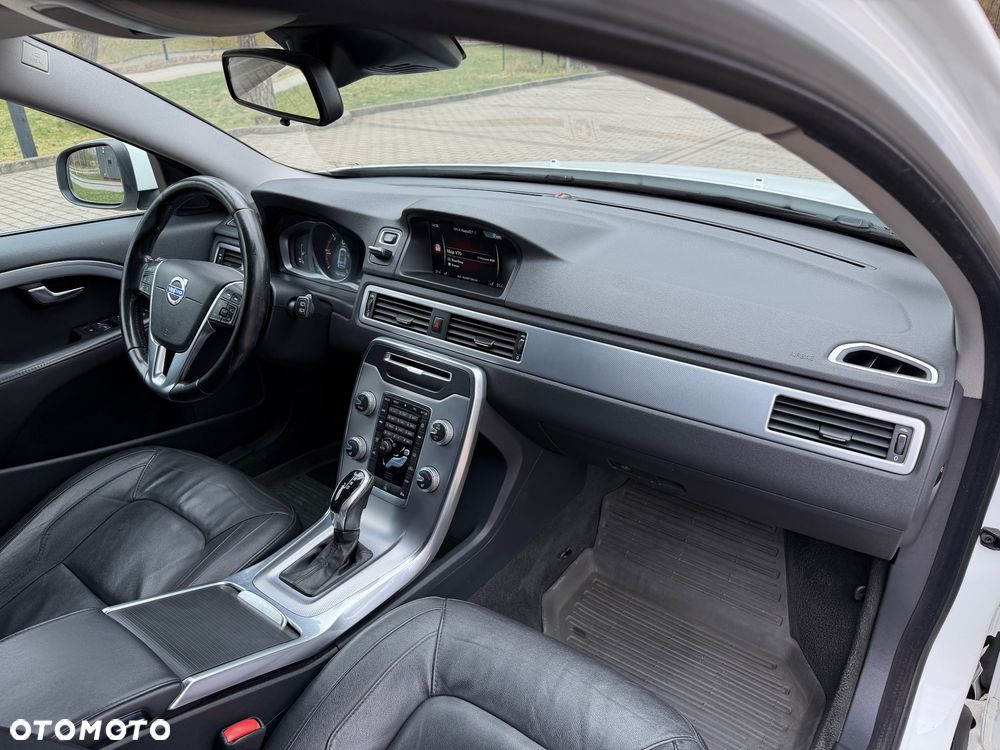 Volvo V70 D4 Geartronic Summum - 20