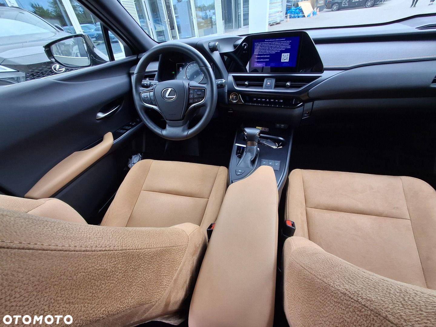 Lexus UX - 13