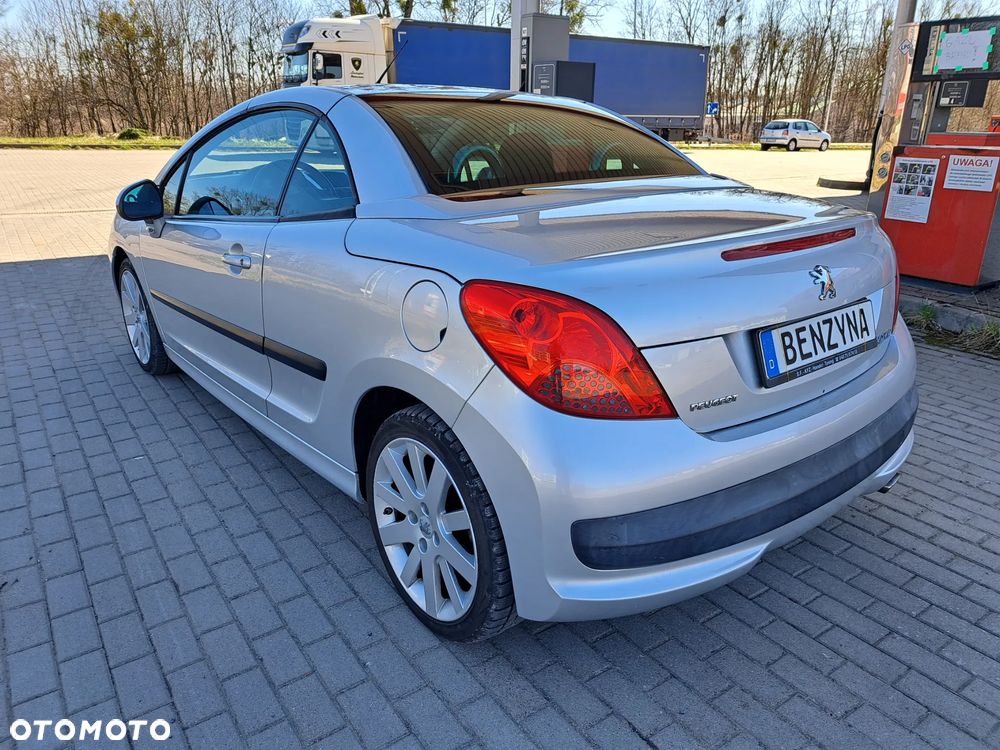 Peugeot 207 CC - 9