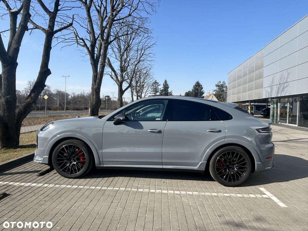 Porsche Cayenne - 7