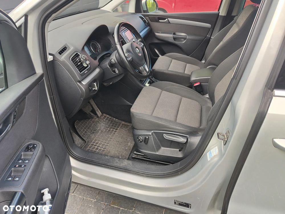 Volkswagen Sharan 2.0 TDI Highline DSG - 11