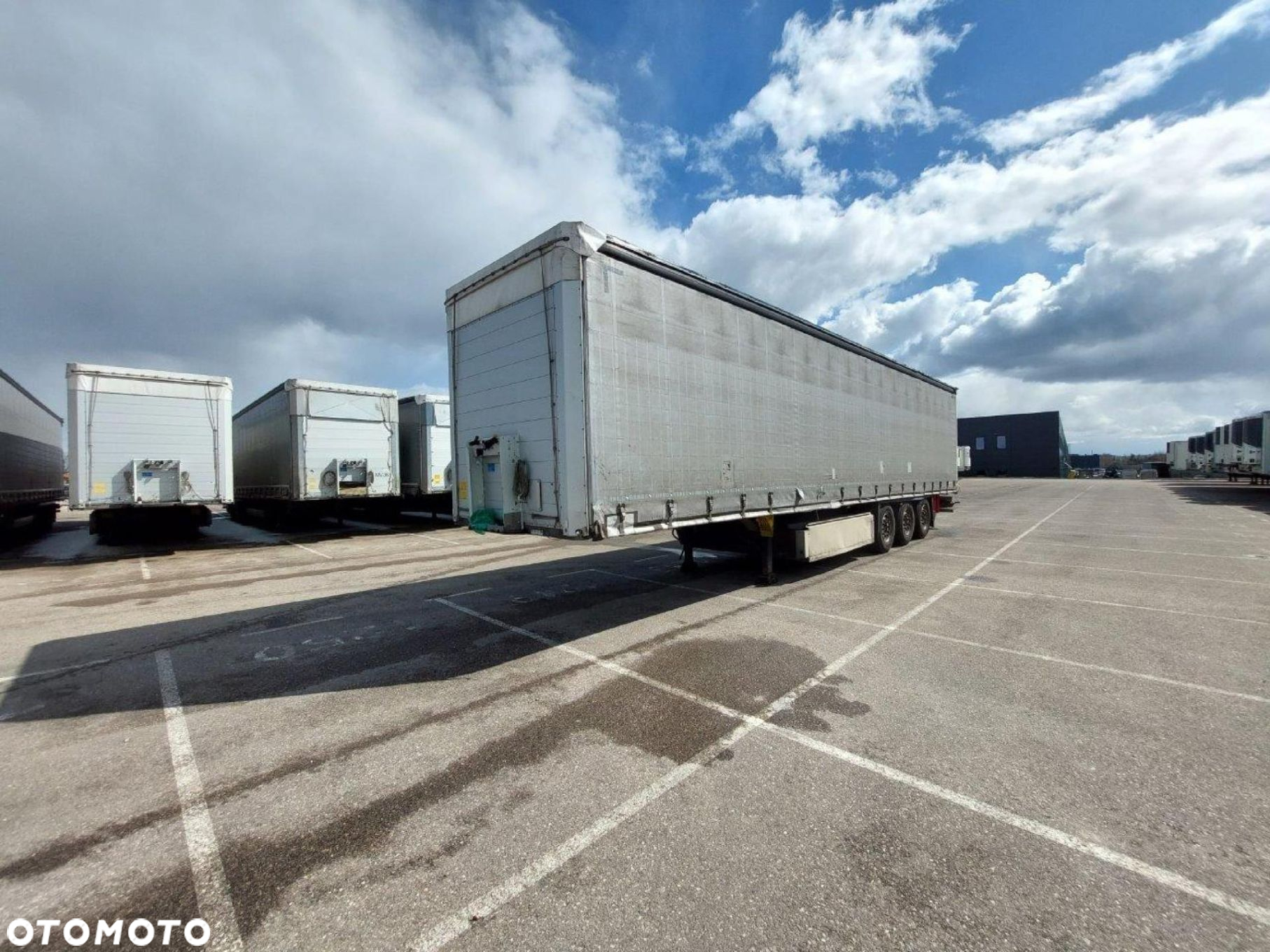 Schmitz Cargobull SCS24/L Lifting Axle - 6