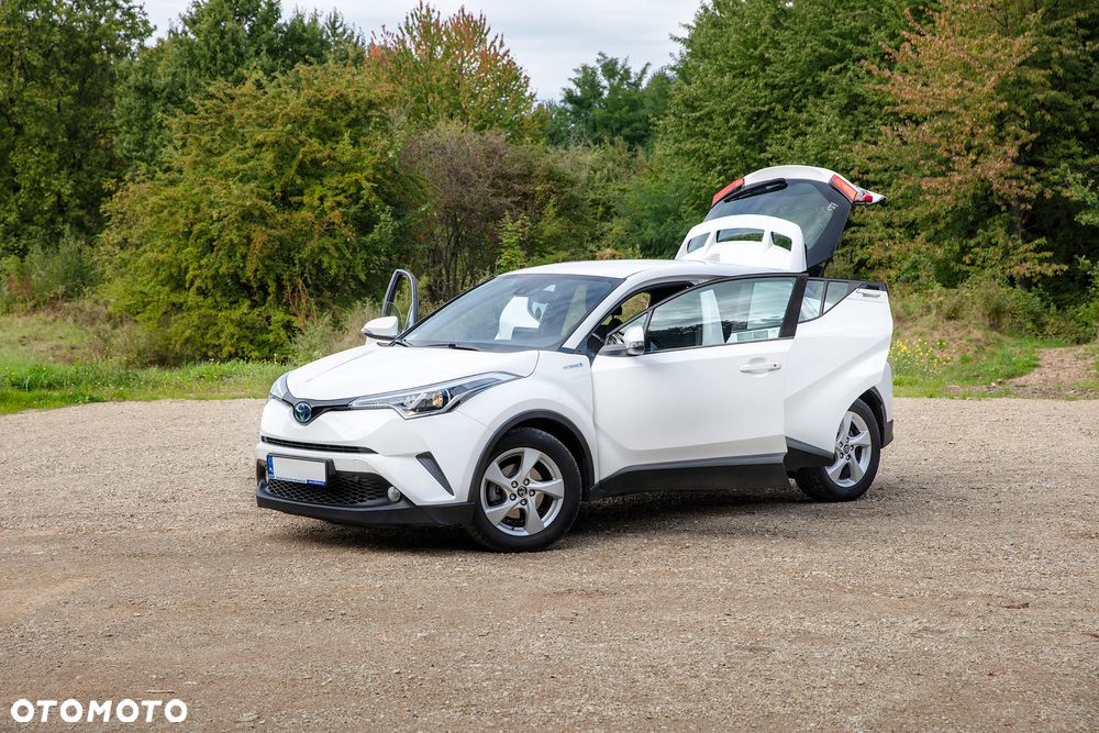 Toyota C-HR ver-1-8-hybrid-prestige - 8