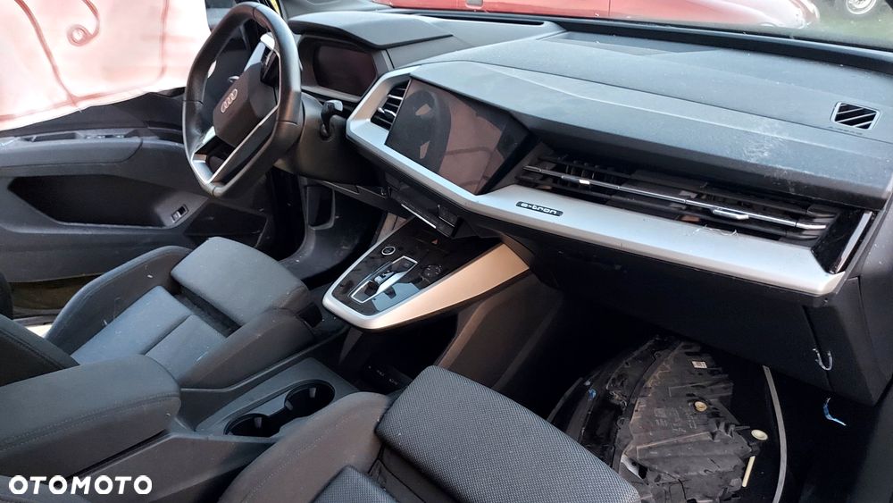 Audi Q4 e-tron 40 - 4