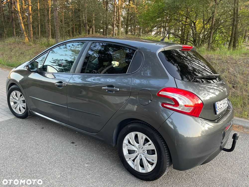 Peugeot 208 e-HDi 92 Stop&Start Style - 14