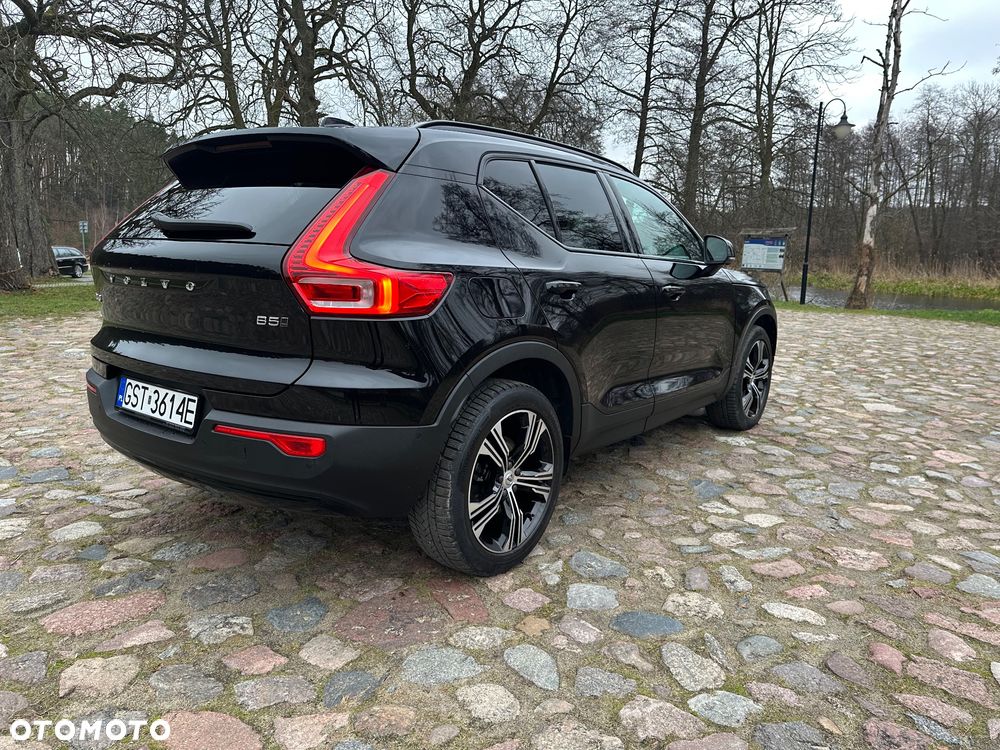Volvo XC 40 B5 B AWD Geartronic RDesign - 5
