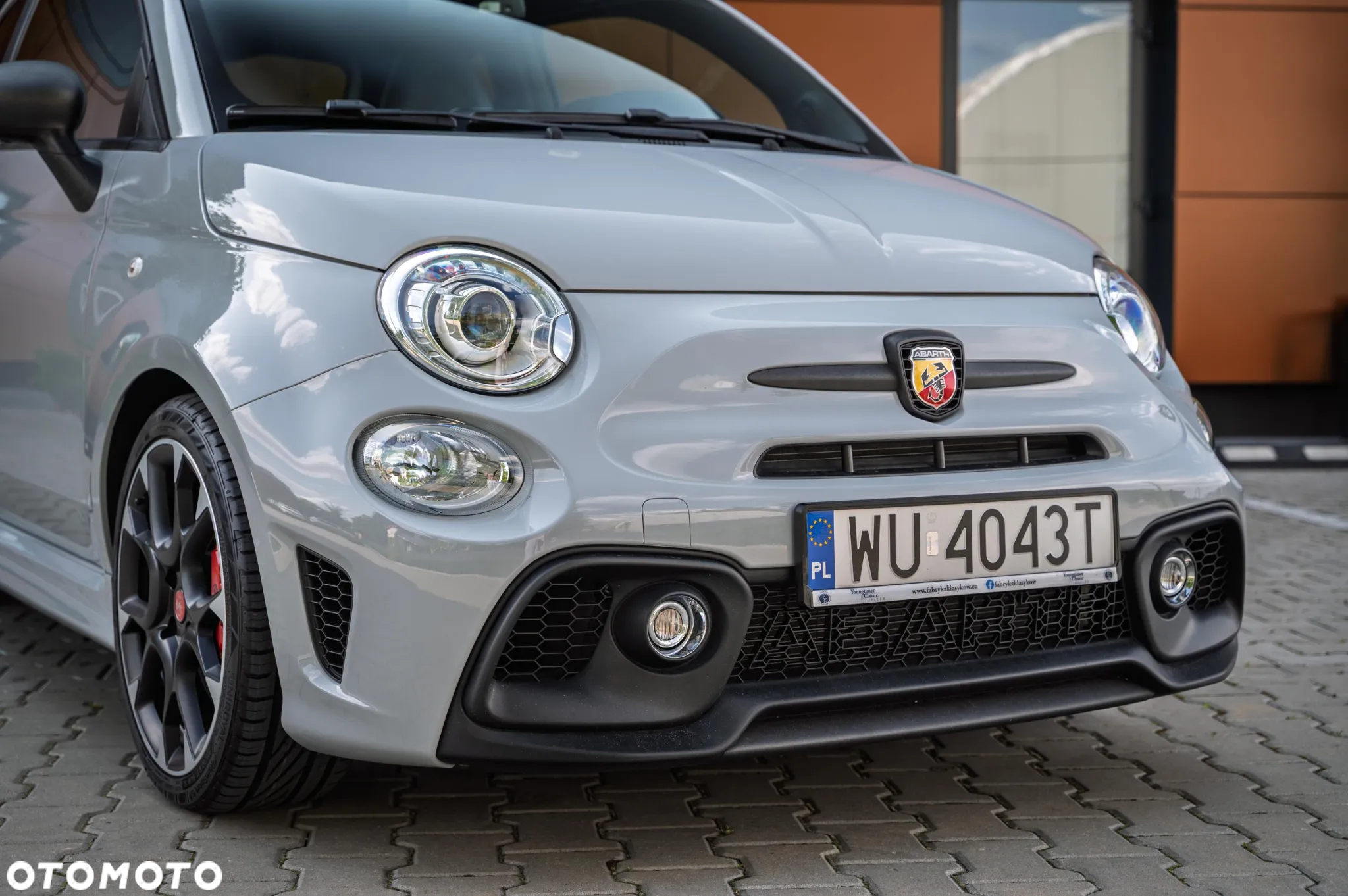 Fiat 500 595 Abarth Competizione - 3