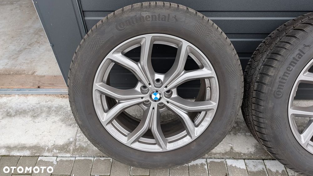 BMW X5 Oryginalne felgi 19 cali z oponami zimowymi Continental Run Flat - 2
