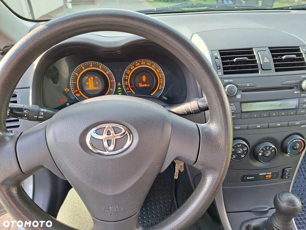 Toyota Corolla 1.4 VVT-i Terra - 16