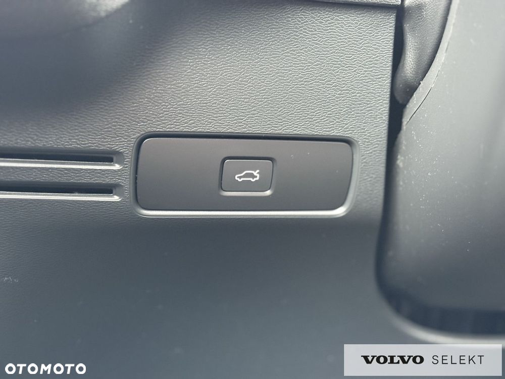 Volvo XC 40 - 30