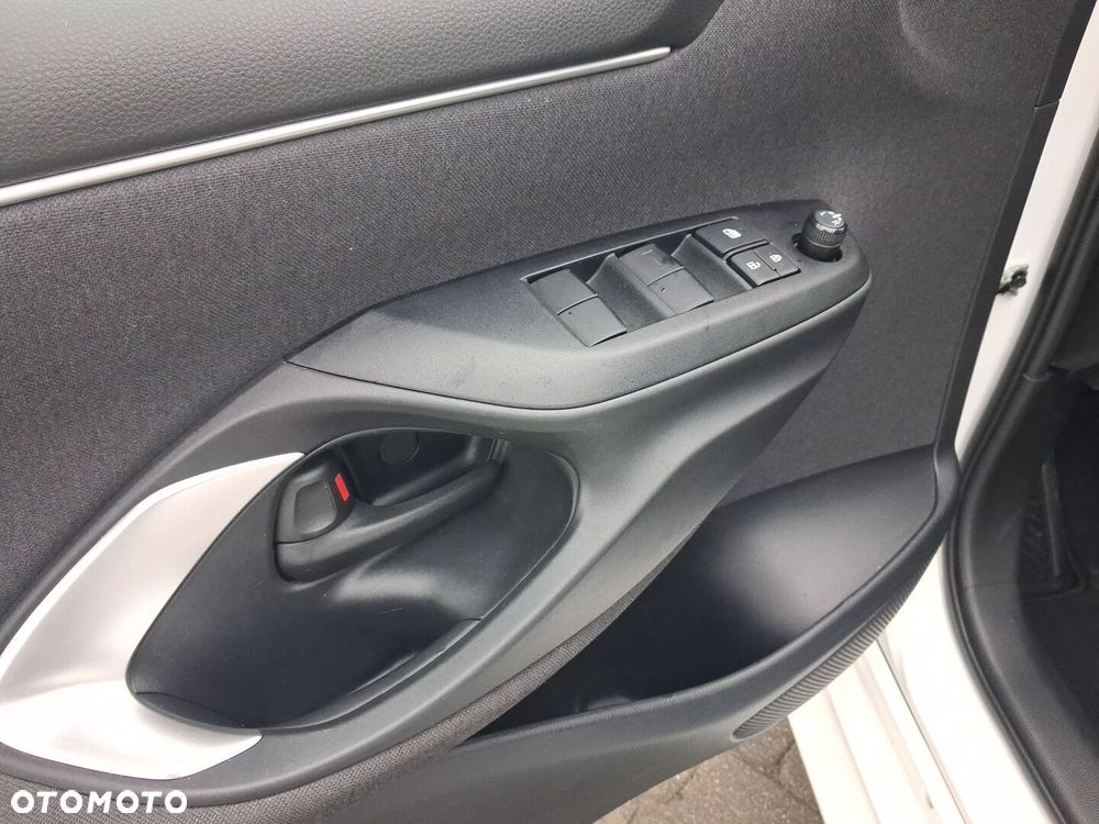 Toyota Yaris - 19