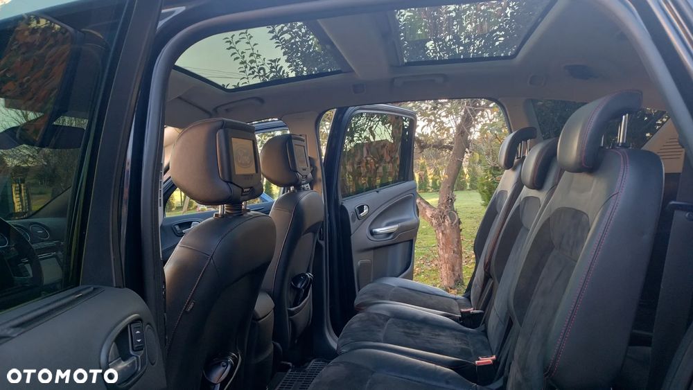 Ford S-Max - 7