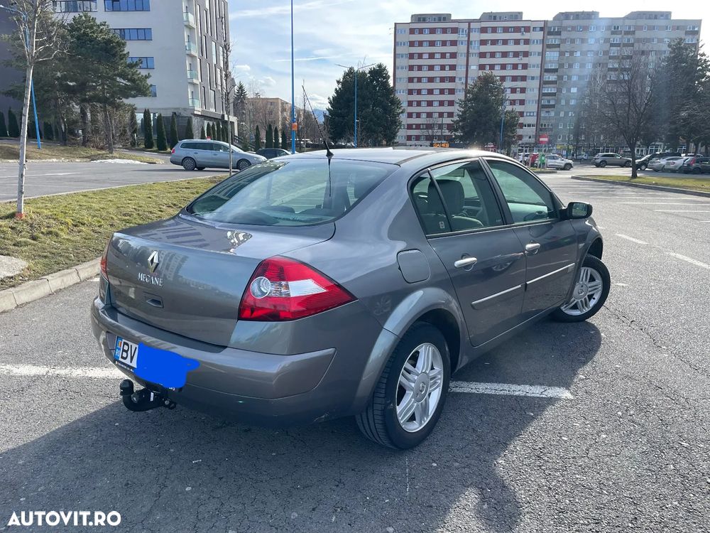 Renault Megane II 1.6 Influence - 9