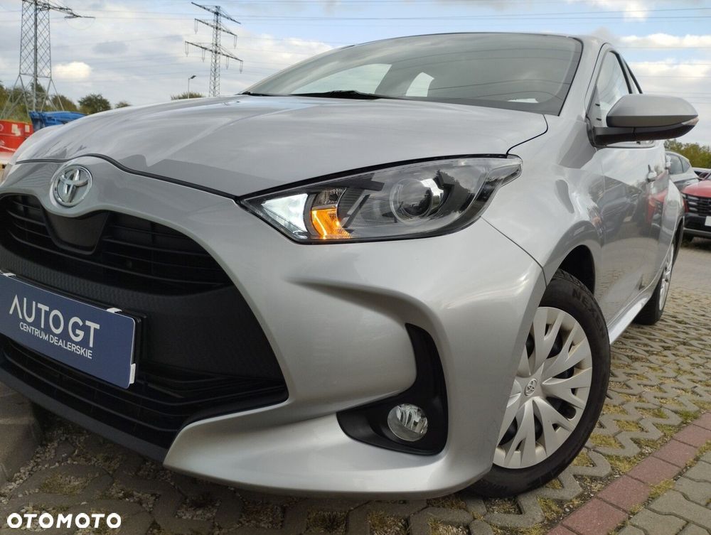 Toyota Yaris 1.5 Comfort CVT - 28