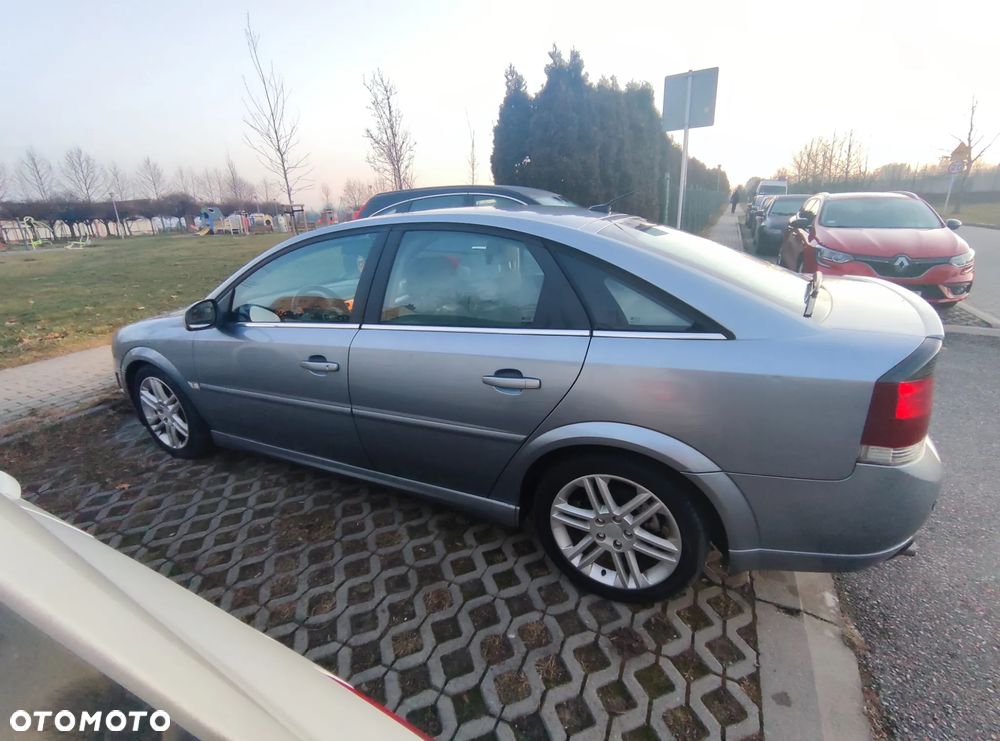 Opel Vectra - 8