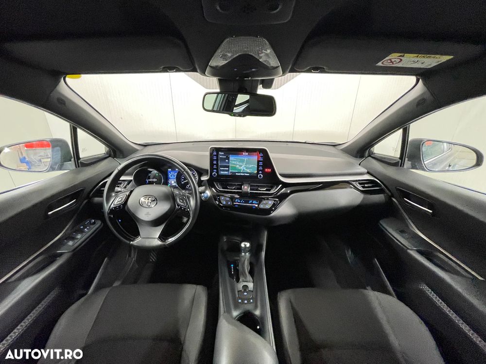 Toyota C-HR - 7