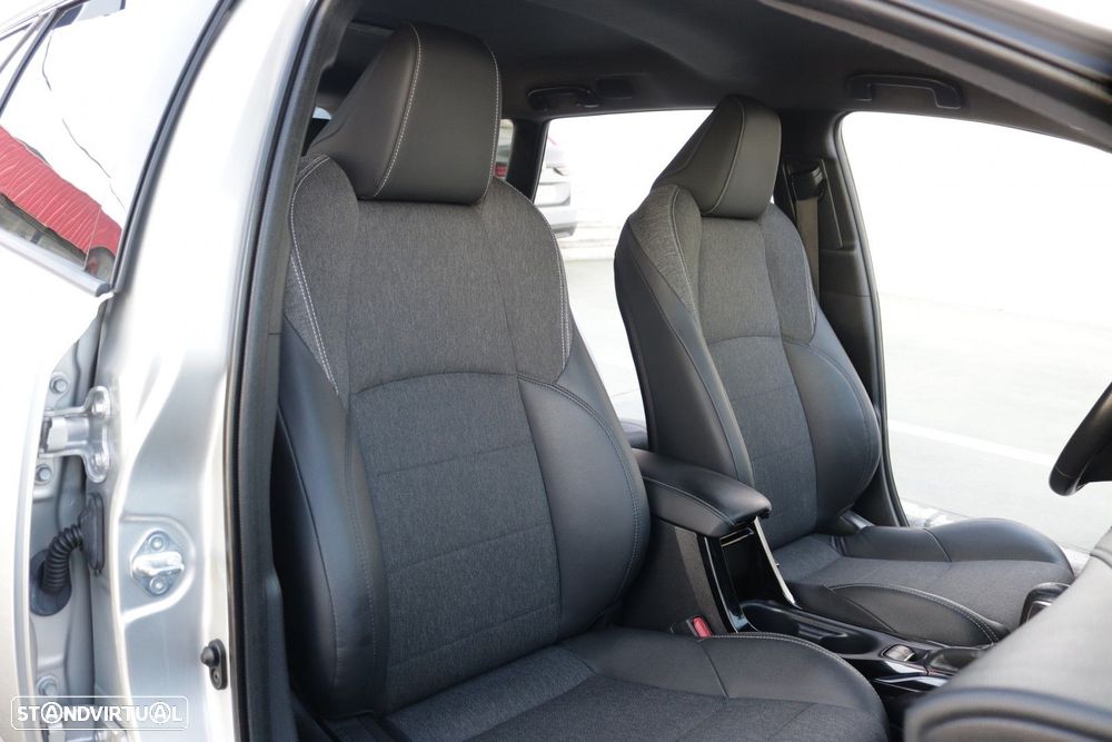 Toyota Corolla Touring Sports 1.8 Hybrid Comfort+P.Sport - 21