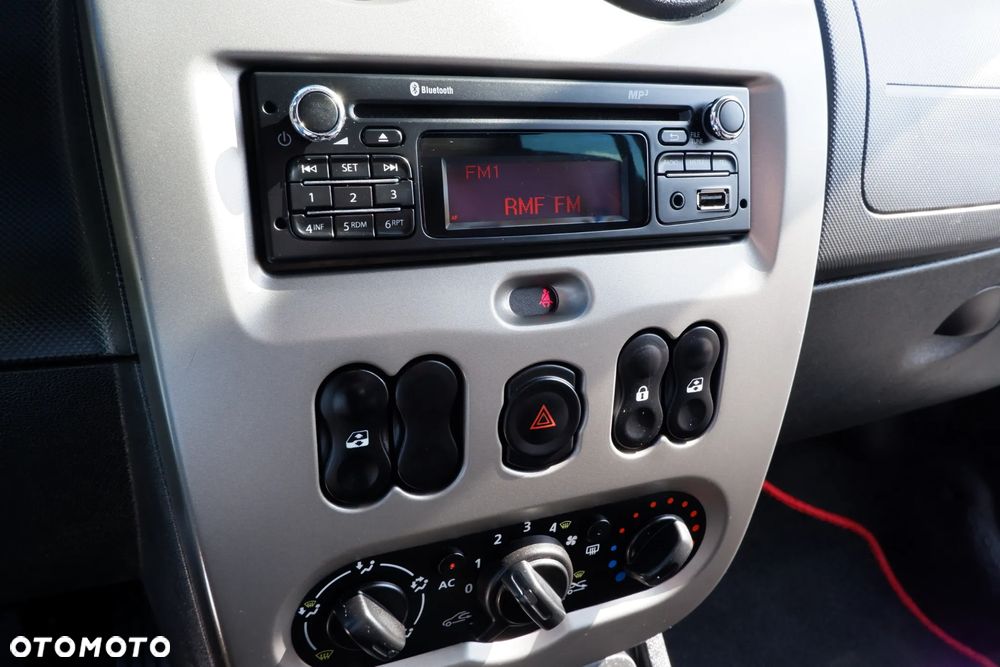 Dacia Duster 1.6 16V 105 4x2 Ice - 17