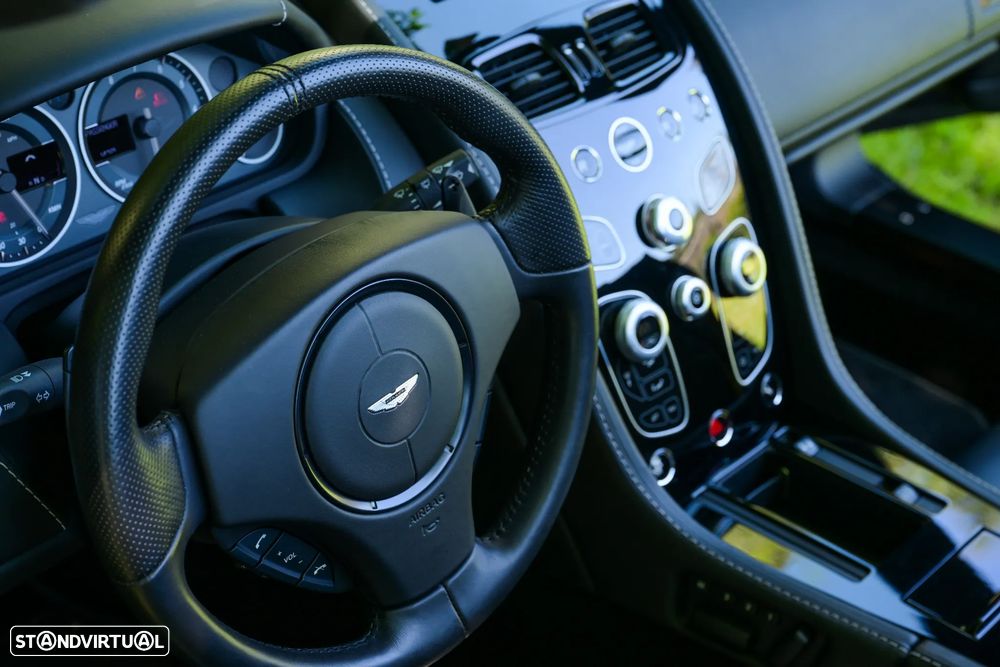 Aston Martin Vantage Roadster V12 S Sportshift 3 - 44