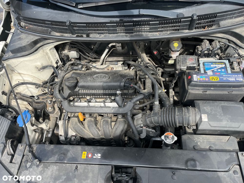 Kia Stonic 1.4 L - 23