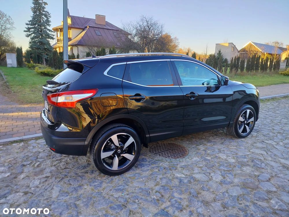 Nissan Qashqai - 16