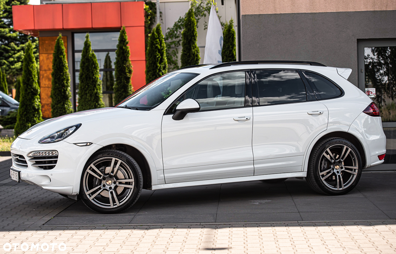Porsche Cayenne Diesel Platinum Edition - 14