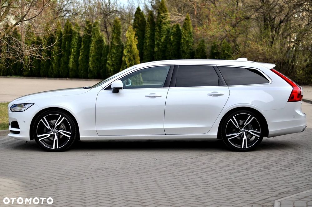 Volvo V90 D4 SCR Momentum Pro - 9