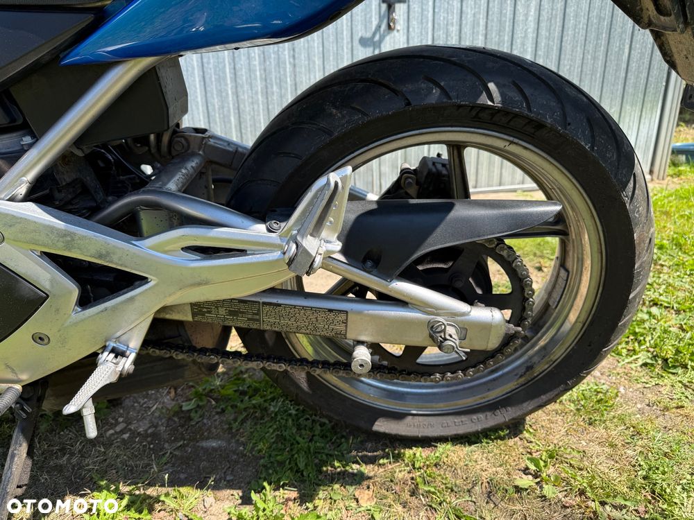 Kawasaki ER - 7